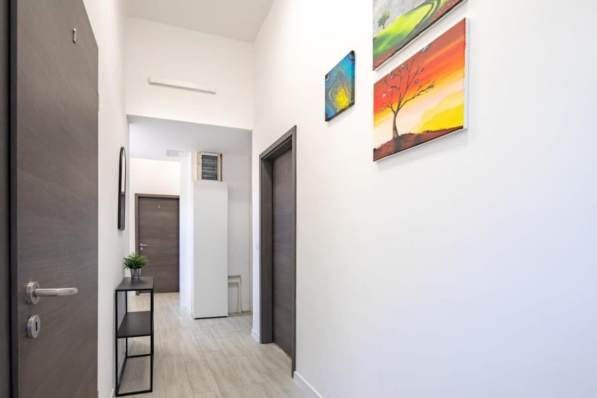 Apartamento Centrally Located For Solo Traveller *